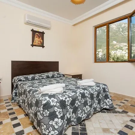 Defne Apartment *